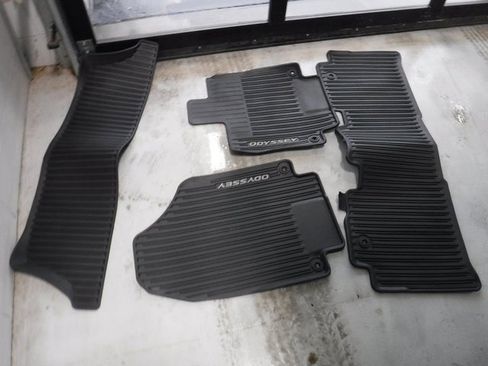 Used 2023 Honda Odyssey Touring image 42