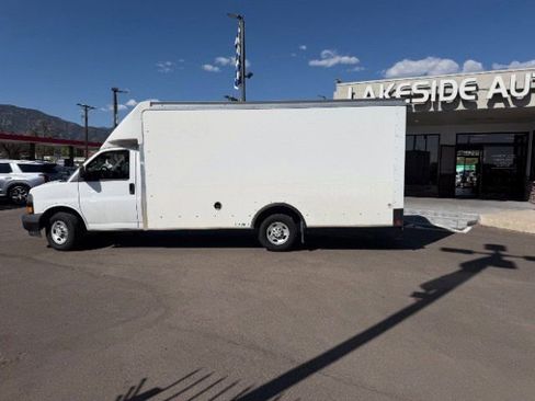 Used 2020 Chevrolet Express 3500 w/ Power Convenience Package image 5