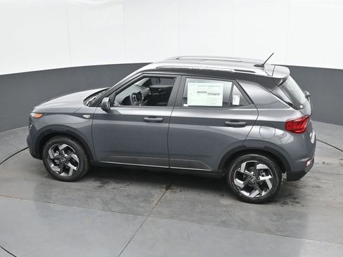 New 2026 Hyundai Venue SEL FWD image 35