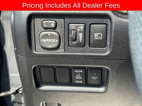 Used 2024 Toyota 4Runner TRD Off-Road Premium w/ Moonroof Package AWD/4WD image 7
