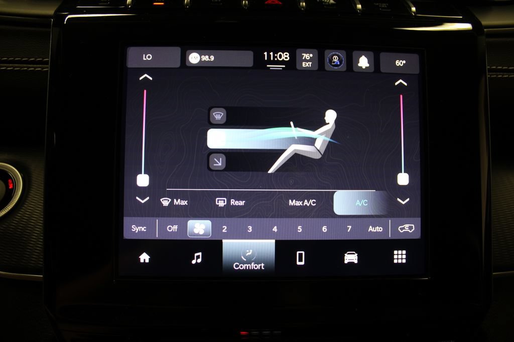 Certified 2023 Jeep Grand Cherokee Laredo X AWD/4WD image 18