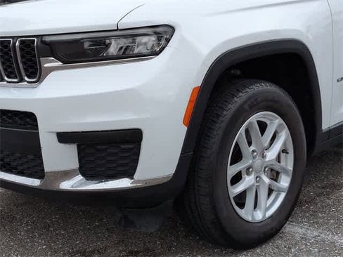 Used 2023 Jeep Grand Cherokee L Laredo image 11