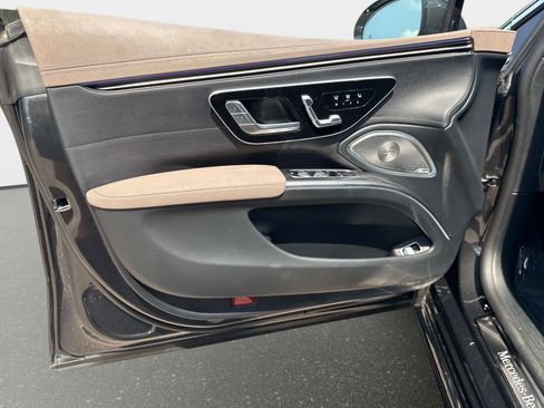 Certified 2023 Mercedes-Benz EQS 450+ 4MATIC Sedan image 15