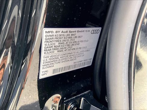 Used 2025 Audi RS Q8 performance image 34