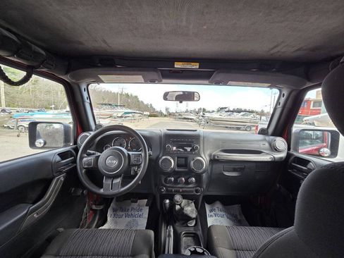 Used 2012 Jeep Wrangler Sport AWD/4WD image 16