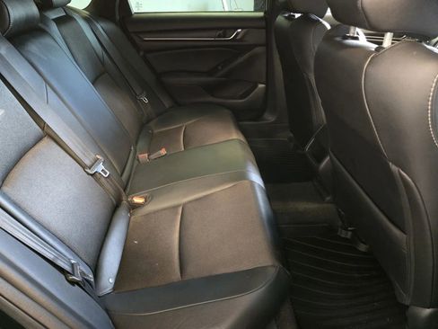Used 2020 Honda Accord Sport image 9