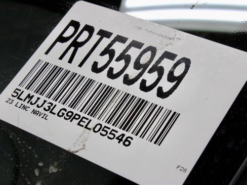 Used 2023 Lincoln Navigator L Reserve AWD/4WD image 36