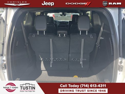 New 2026 Chrysler Pacifica Select FWD image 27