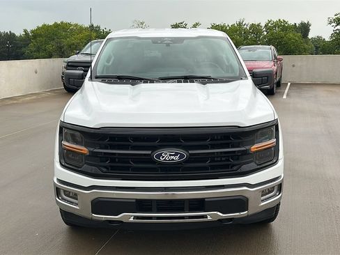 Used 2025 Ford F150 XLT w/ Equipment Group 301A Standard AWD/4WD image 9