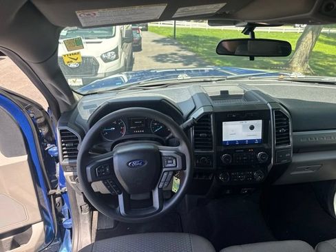 Certified 2022 Ford F250 XLT w/ XLT Premium Package AWD/4WD image 13