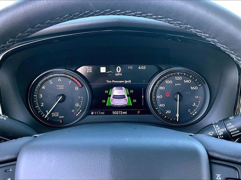 Certified 2023 Cadillac XT6 Sport w/ LPO, ONYX Package image 22