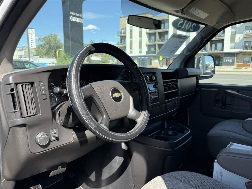 Used 2015 Chevrolet Express 2500 RWD image 11
