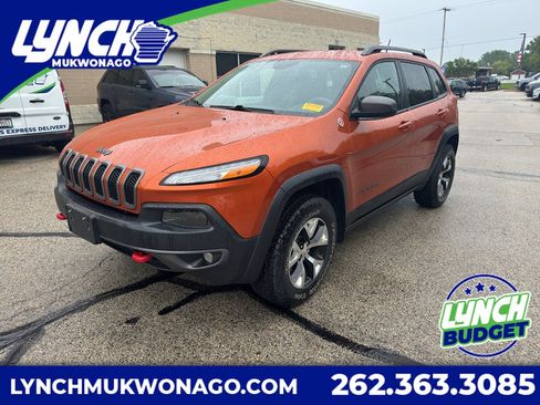 Used 2014 Jeep Cherokee Trailhawk w/ Cold Weather Group AWD/4WD image 1