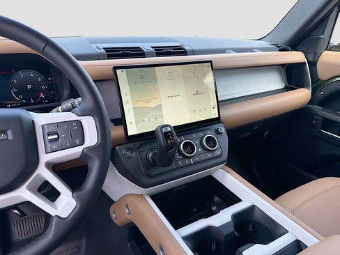 New 2026 Land Rover Defender 110 X-Dynamic SE image 27