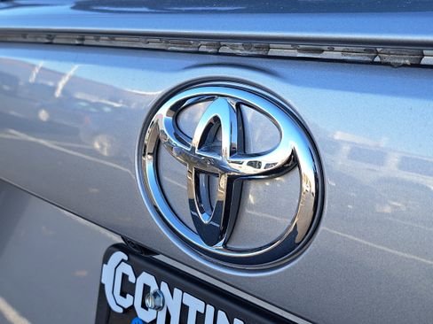 New 2025 Toyota RAV4 XLE image 6