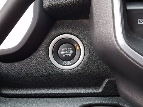 Used 2022 RAM 2500 Big Horn image 24