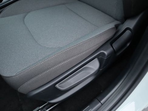 New 2025 Kia K4 LXS image 21