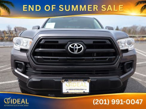 Used 2016 Toyota Tacoma SR RWD image 2