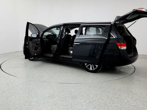 Used 2016 Honda Odyssey Touring image 12