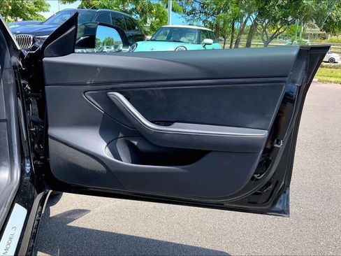 Used 2019 Tesla Model 3 Standard Range Plus RWD image 23