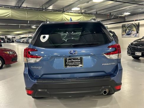 Used 2023 Subaru Forester Limited image 3