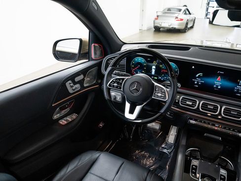 Used 2023 Mercedes-Benz Maybach GLS 600 4MATIC image 10