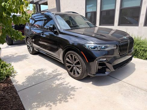Used 2020 BMW X7 M50i w/ Executive Package AWD/4WD image 2