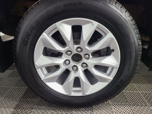 Used 2021 Chevrolet Silverado 1500 Custom image 13