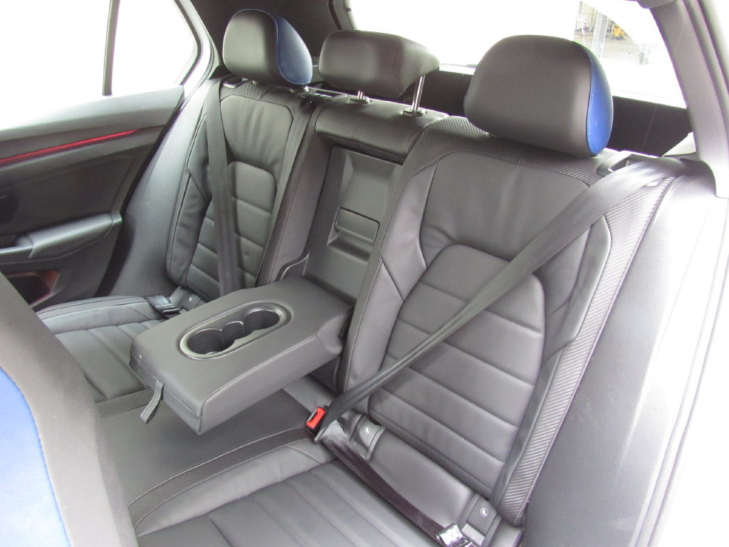 Used 2024 Volkswagen Golf R AWD/4WD image 16
