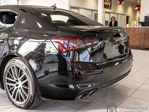 Used 2020 Maserati Ghibli image 13
