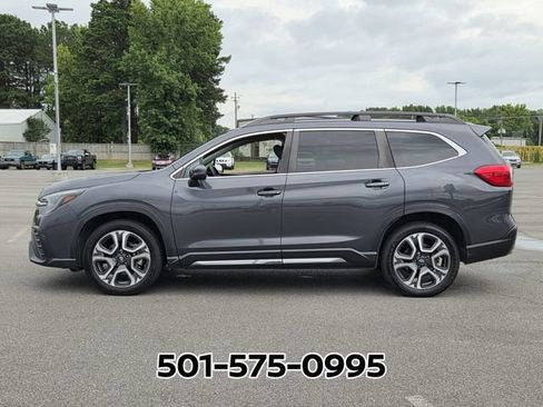 Used 2023 Subaru Ascent Limited AWD/4WD image 2