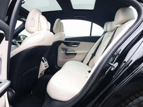 Used 2024 Mercedes-Benz C 300 4MATIC Sedan image 21