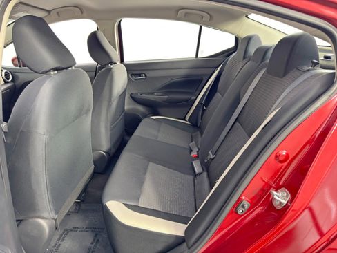 Used 2022 Nissan Versa SV w/ Electronics Package image 33