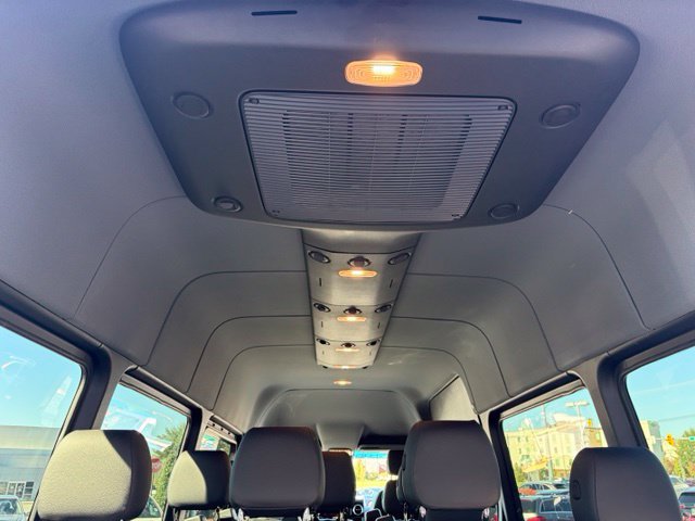 Used 2024 Mercedes-Benz Sprinter 2500 image 15