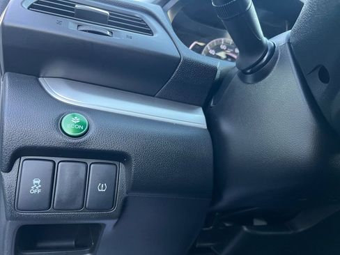 Used 2016 Honda CR-V EX image 38