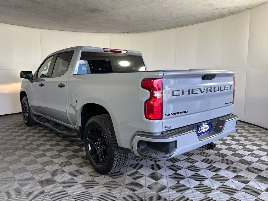 Certified 2024 Chevrolet Silverado 1500 Custom w/ Turbomax Blackout Package AWD/4WD image 11