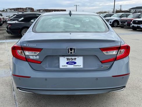 Used 2022 Honda Accord Touring image 6