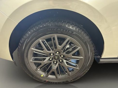 New 2027 Ford Expedition Platinum w/ Stealth Appearance Package AWD/4WD image 18