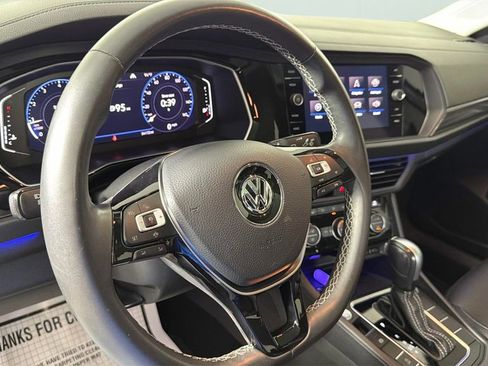 Used 2021 Volkswagen Jetta SEL FWD image 25