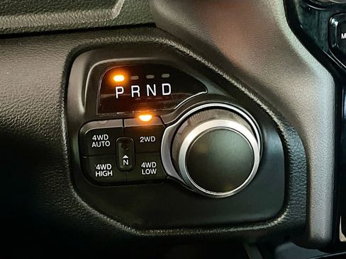 Used 2022 RAM 1500 Big Horn AWD/4WD image 17