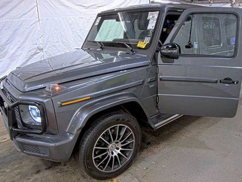 Used 2021 Mercedes-Benz G 550 G 550 w/ G Manufaktur Interior Package image 1