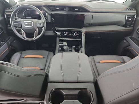 Used 2025 GMC Sierra 1500 AT4 image 26