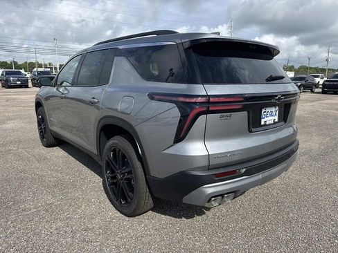New 2026 Chevrolet Traverse LT w/ Driver Confidence Package FWD image 14