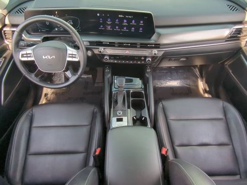Used 2025 Kia Telluride S FWD image 19