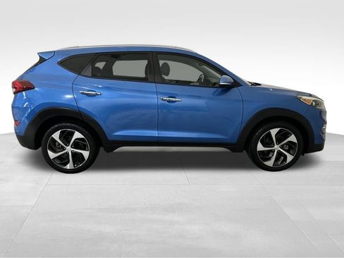 Used 2018 Hyundai Tucson Limited image 7