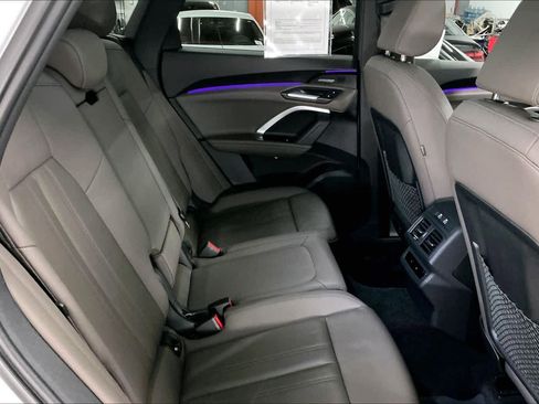 Used 2025 Audi Q5 Premium Plus w/ Premium Plus image 30