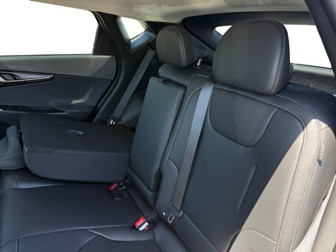 New 2026 Kia EV6 Wind RWD image 16