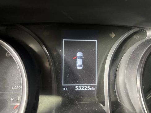 Used 2024 Toyota Camry SE FWD image 15