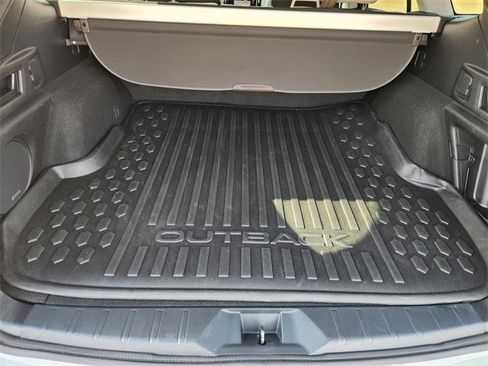 Certified 2024 Subaru Outback Limited image 34