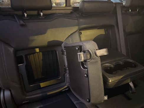 Used 2022 GMC Sierra 1500 SLT w/ SLT Premium Plus Package image 23